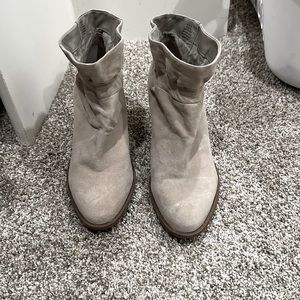 Jessica Simpson ruffled ankle bootie